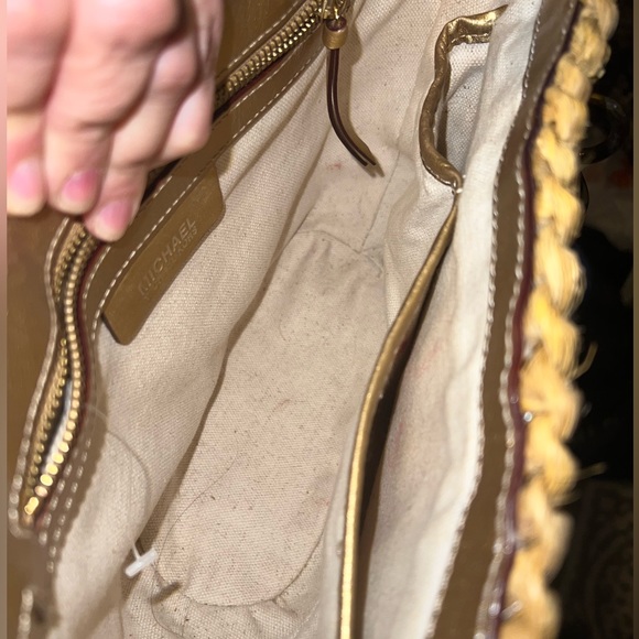 EUC Michael Kors wicker purse Gold accents Braided handle - Picture 10 of 13